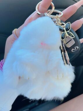 PICK YOUR BUNNY ITEM (IN LIVE SHOW)